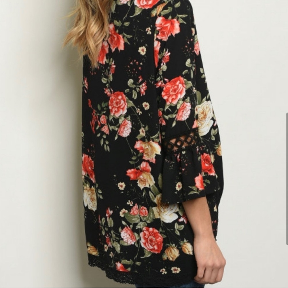Sweet claire floral bell sleeve kimono - Picture 3 of 8